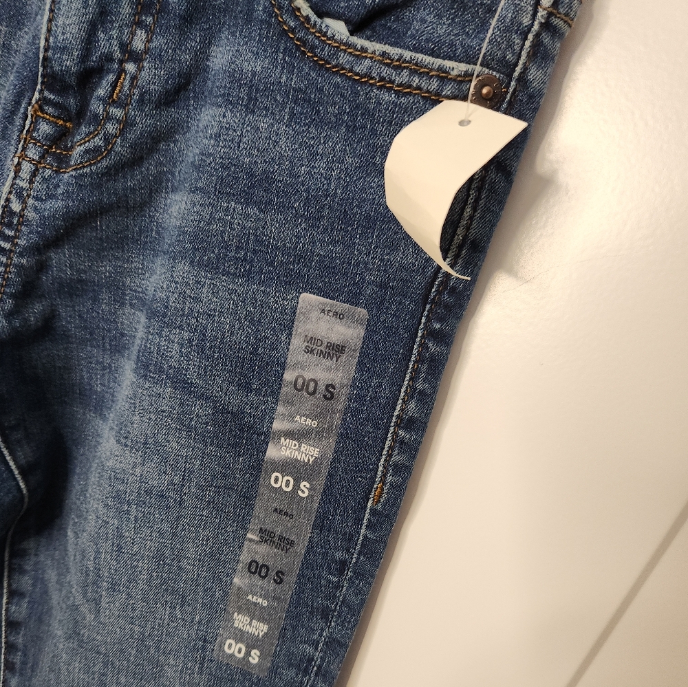 NWT Aeropostale Midrise Skinny Jeans‎  Size 00S Junior